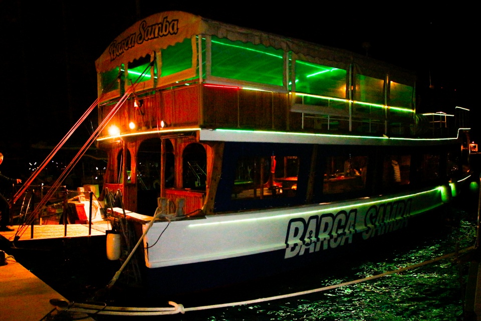 Samba Bootsparty auf Mallorca – Musik, Badestopps & Spaß an Bord