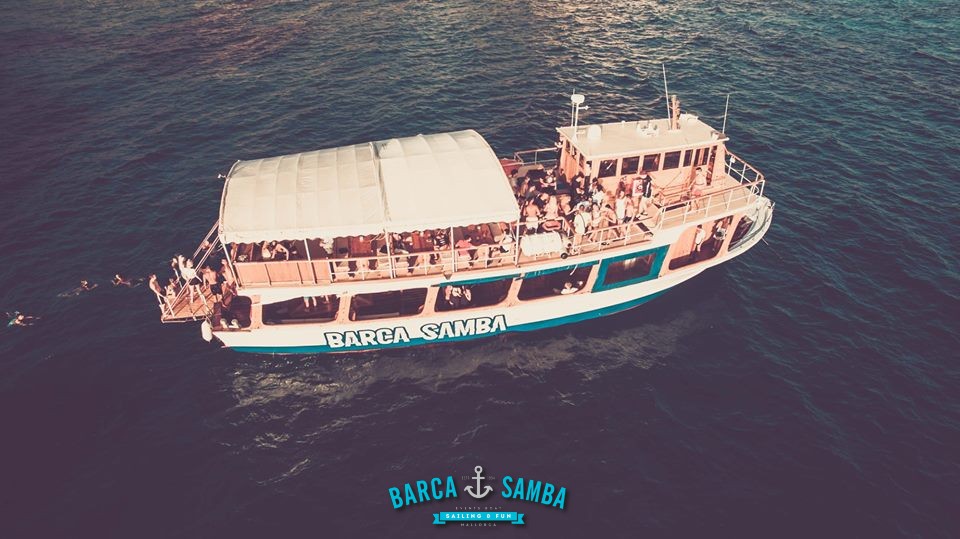 Fête en bateau Samba à Majorque – Musique, baignades et ambiance à bord
